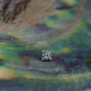 BVLA Flourish Illusion white gold Ice Blue Topaz